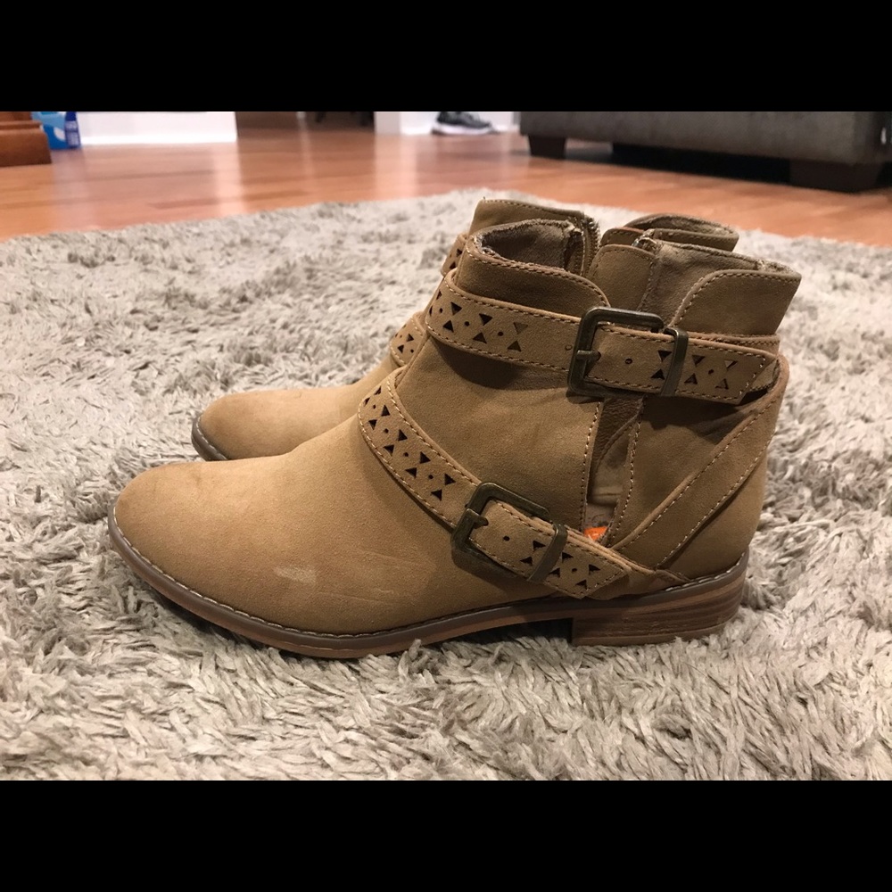 Rocket Dog booties